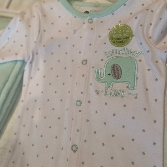 Mint green Onesie & blanket set with elephant print, sz 3-6 months - Picture 3 of 6